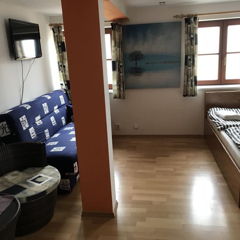 Hotel Lidicka Bouda بيتس بود سنيزكو المظهر الخارجي الصورة