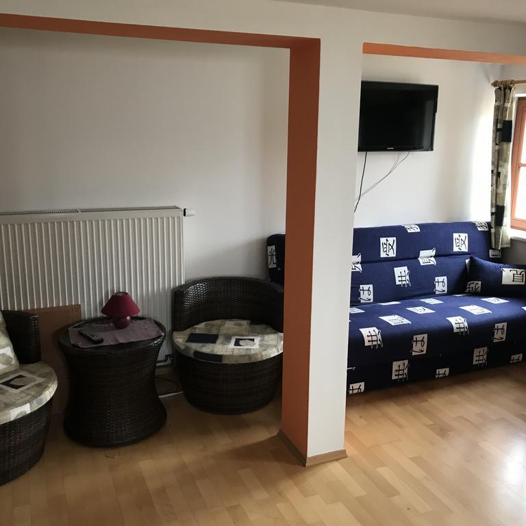 Hotel Lidicka Bouda بيتس بود سنيزكو المظهر الخارجي الصورة
