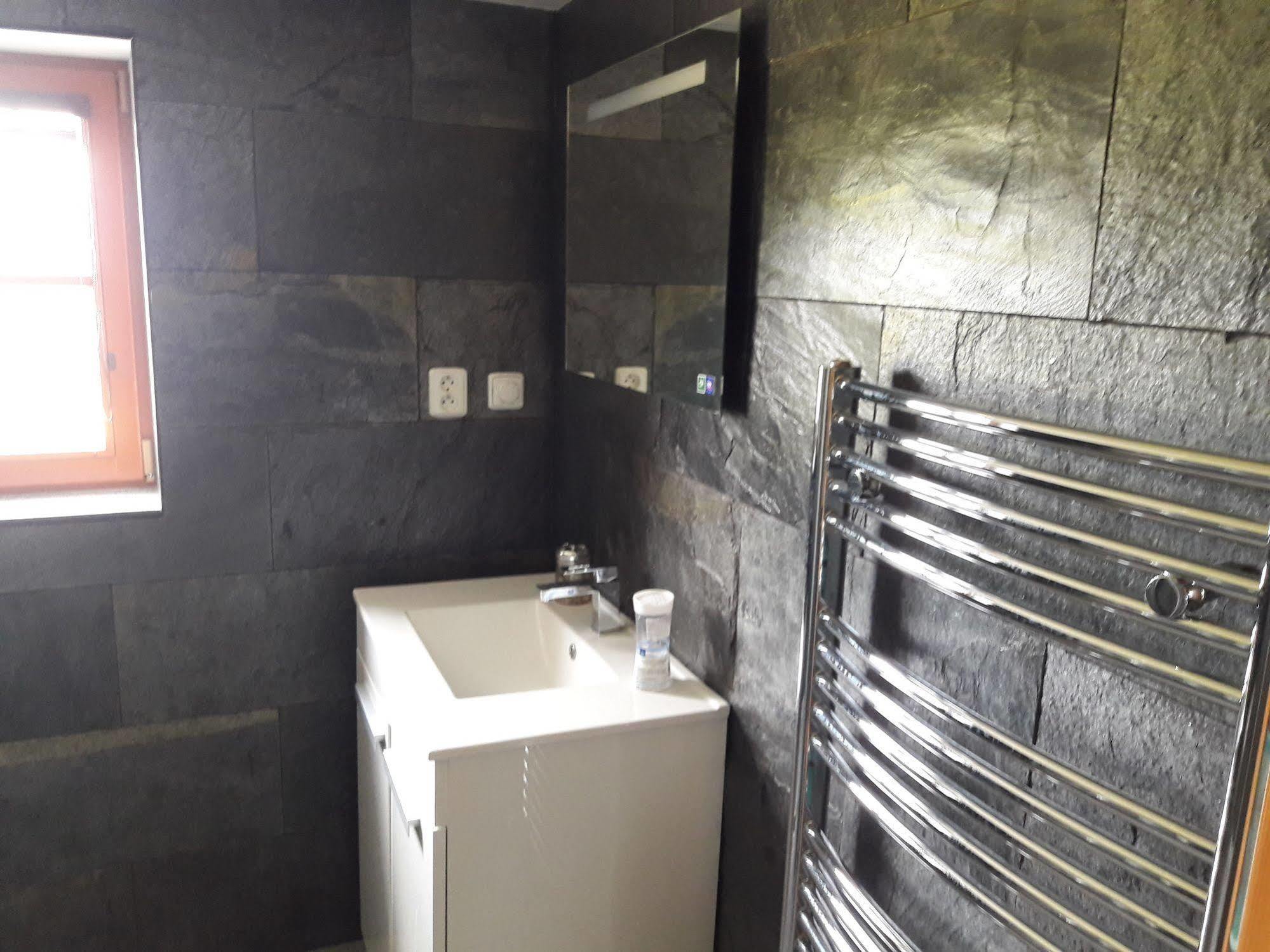 Hotel Lidicka Bouda بيتس بود سنيزكو المظهر الخارجي الصورة
