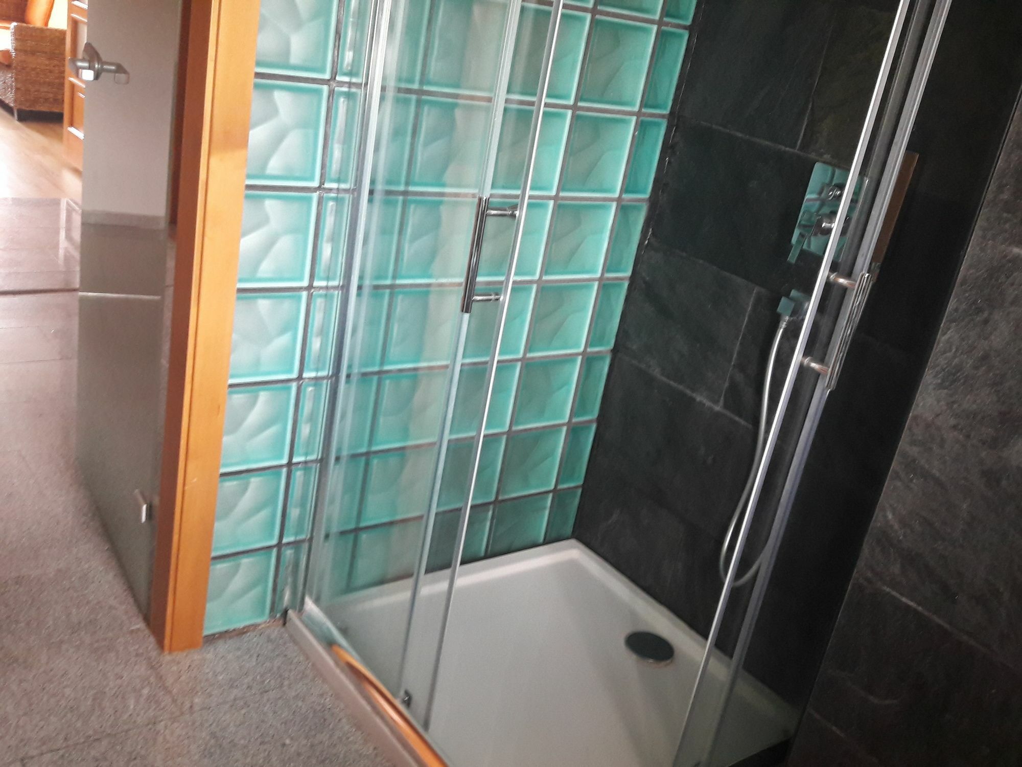 Hotel Lidicka Bouda بيتس بود سنيزكو المظهر الخارجي الصورة